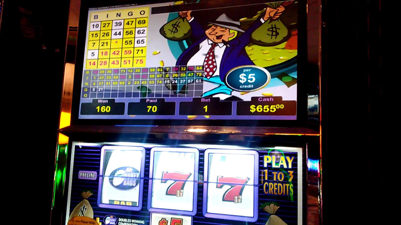 Money bag bonus slot machine